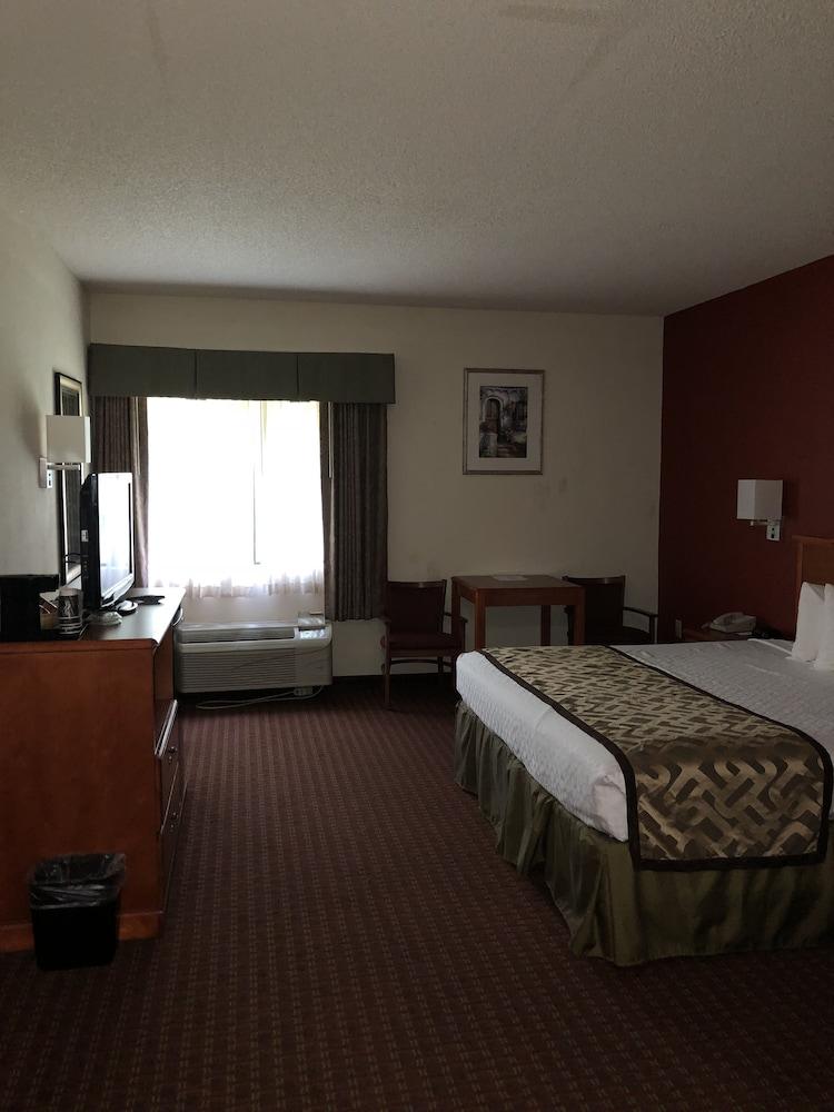 Millennium Inn Ellisville Exteriér fotografie