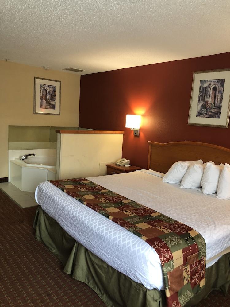 Millennium Inn Ellisville Exteriér fotografie