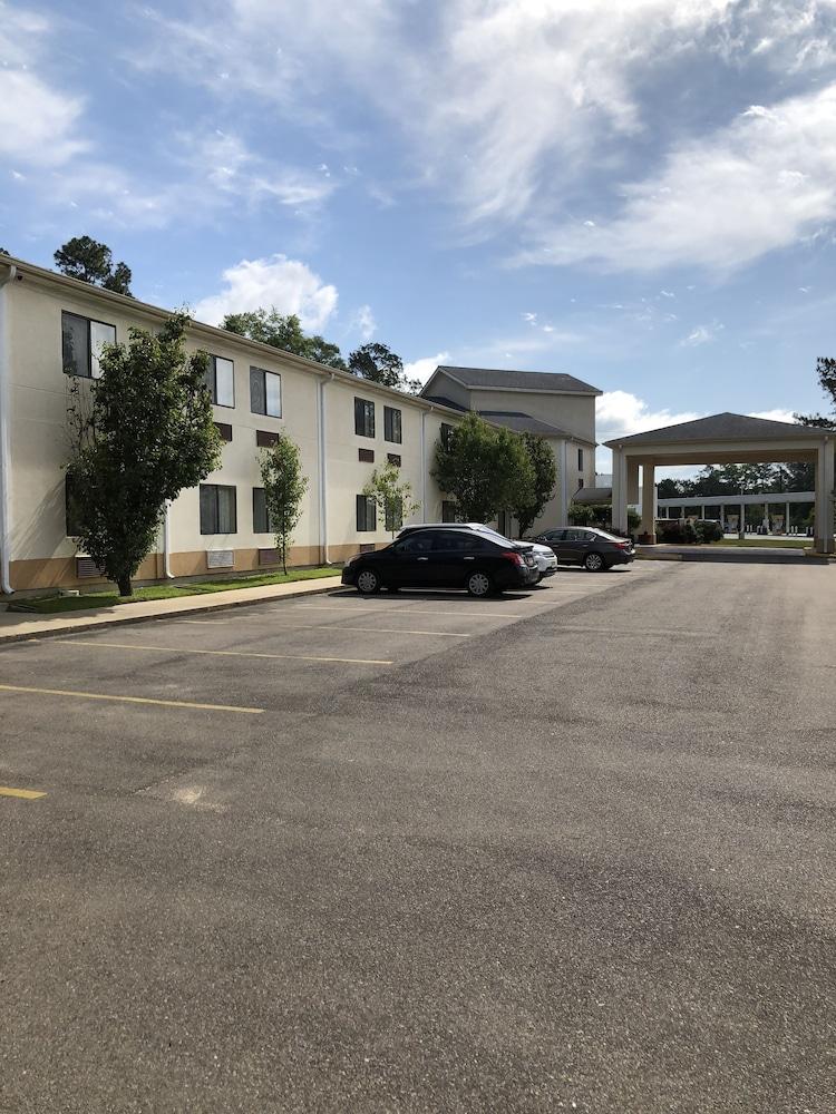 Millennium Inn Ellisville Exteriér fotografie