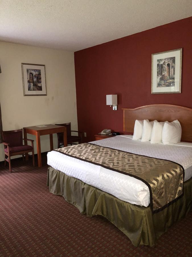 Millennium Inn Ellisville Exteriér fotografie