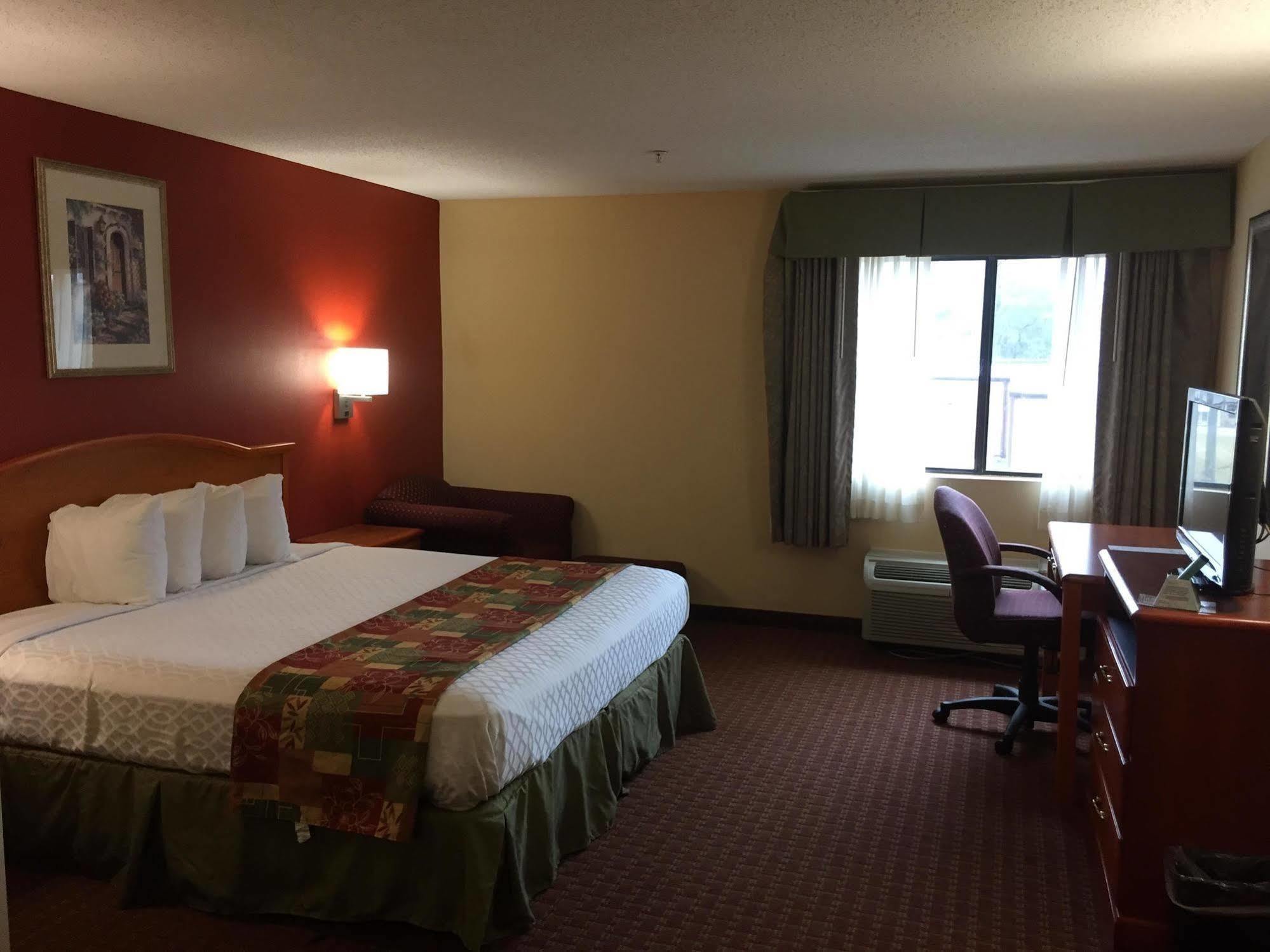 Millennium Inn Ellisville Exteriér fotografie
