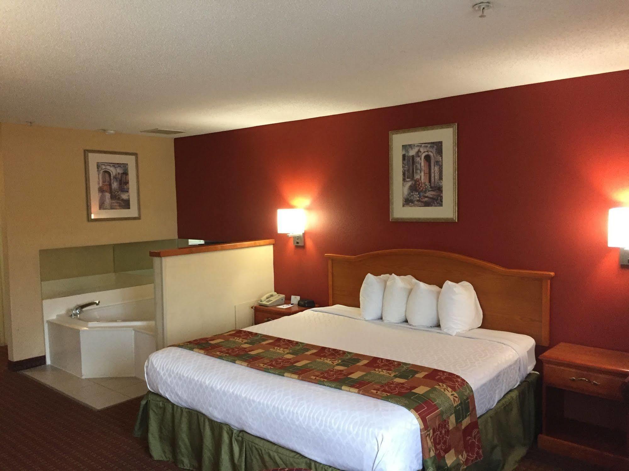 Millennium Inn Ellisville Exteriér fotografie